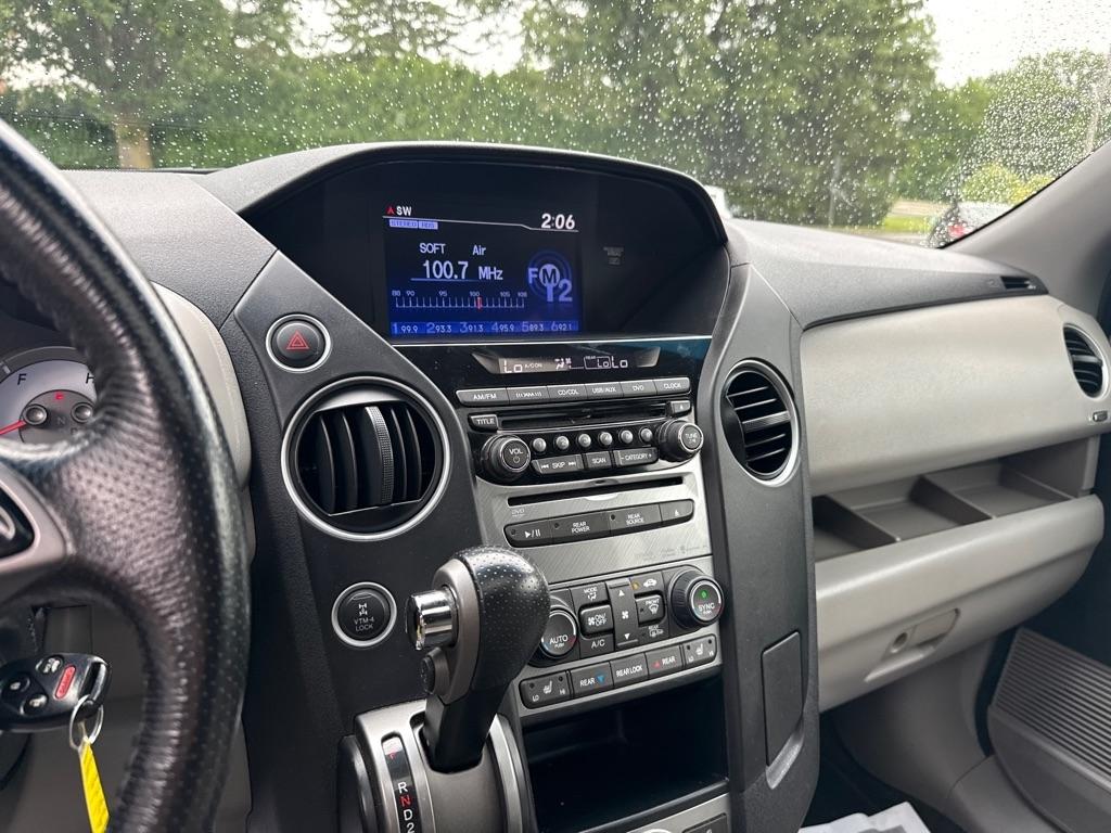 Honda Pilot EX-L 4WD 5-Spd AT with DVD 2012