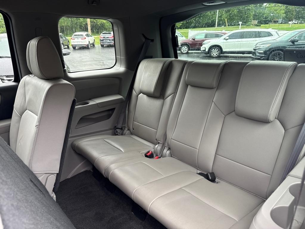 Honda Pilot EX-L 4WD 5-Spd AT with DVD 2012