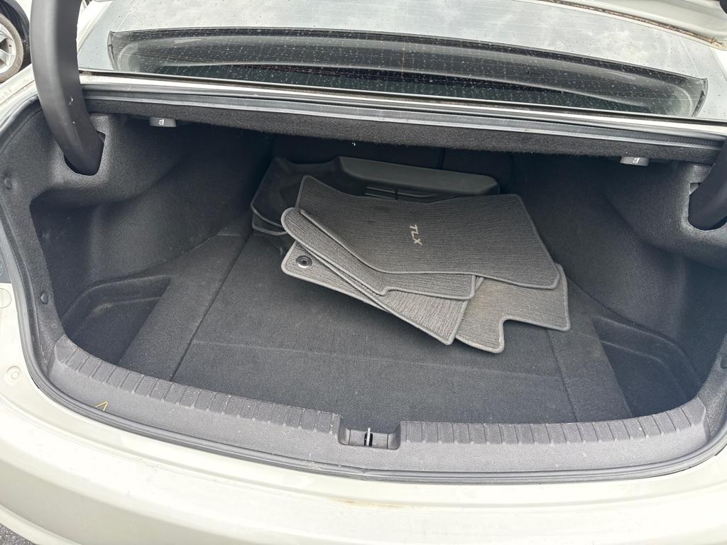 Acura TLX 9-Spd AT w/Technology Package 2016