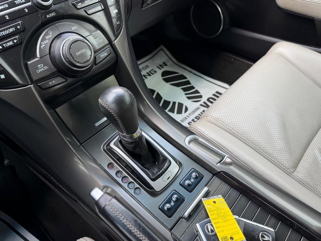 Acura TL 6-Speed AT SH-AWD with Tech Package 2014