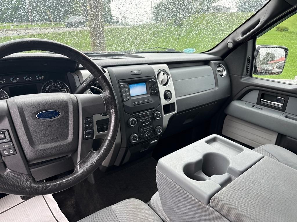 Ford F-150 XL SuperCrew 5.5-ft. Bed 4WD 2014