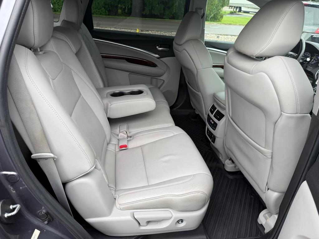 Acura MDX SH-AWD 9-Spd AT w/Tech and Entertainment Package 2017