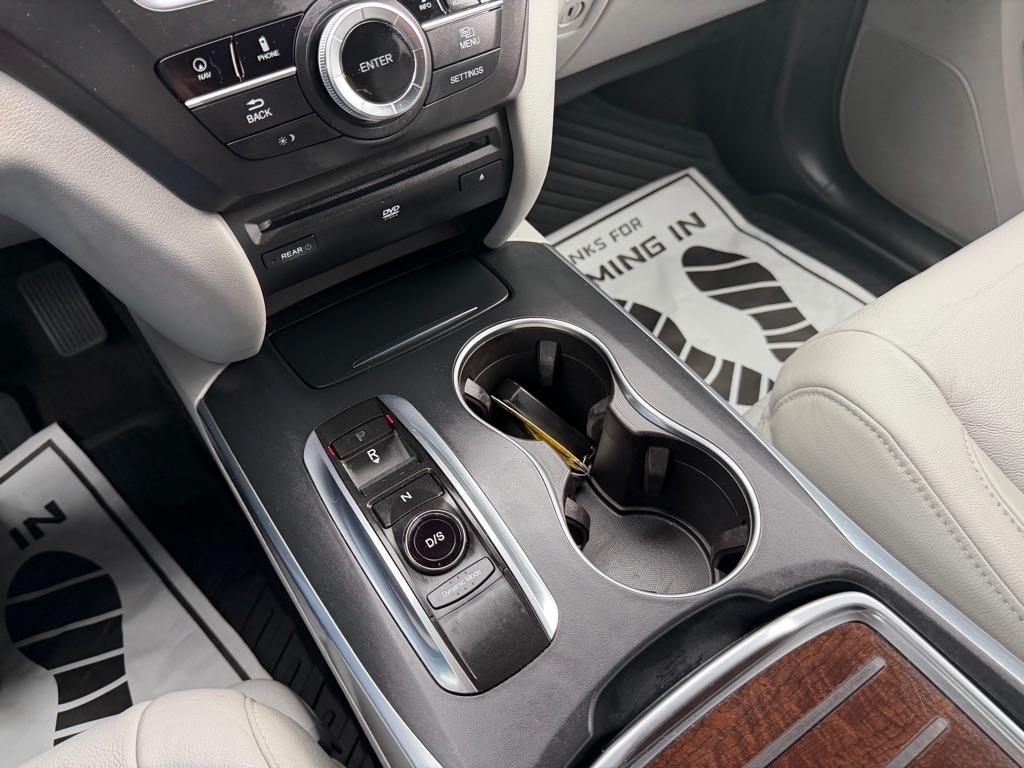 Acura MDX SH-AWD 9-Spd AT w/Tech and Entertainment Package 2017