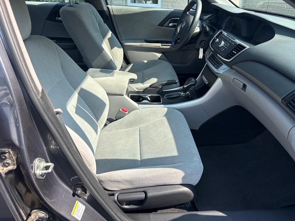 Honda Accord LX Sedan CVT 2013