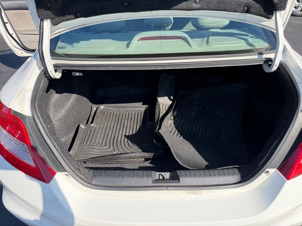 Honda Civic LX Coupe 5-Speed AT 2013