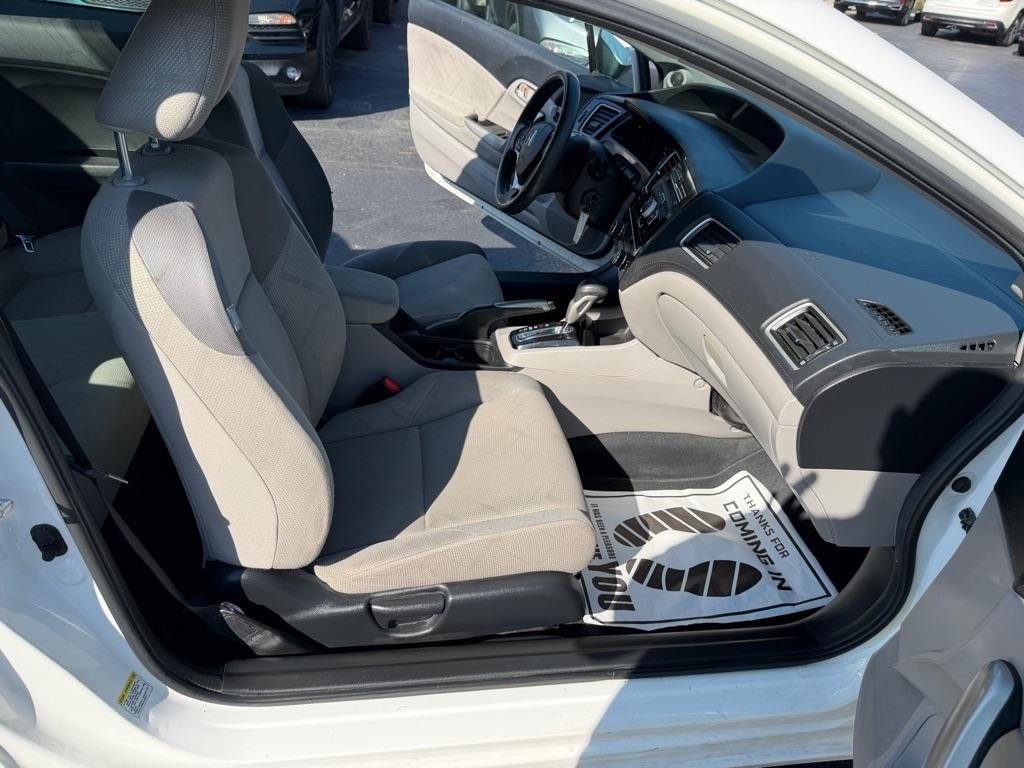 Honda Civic LX Coupe 5-Speed AT 2013
