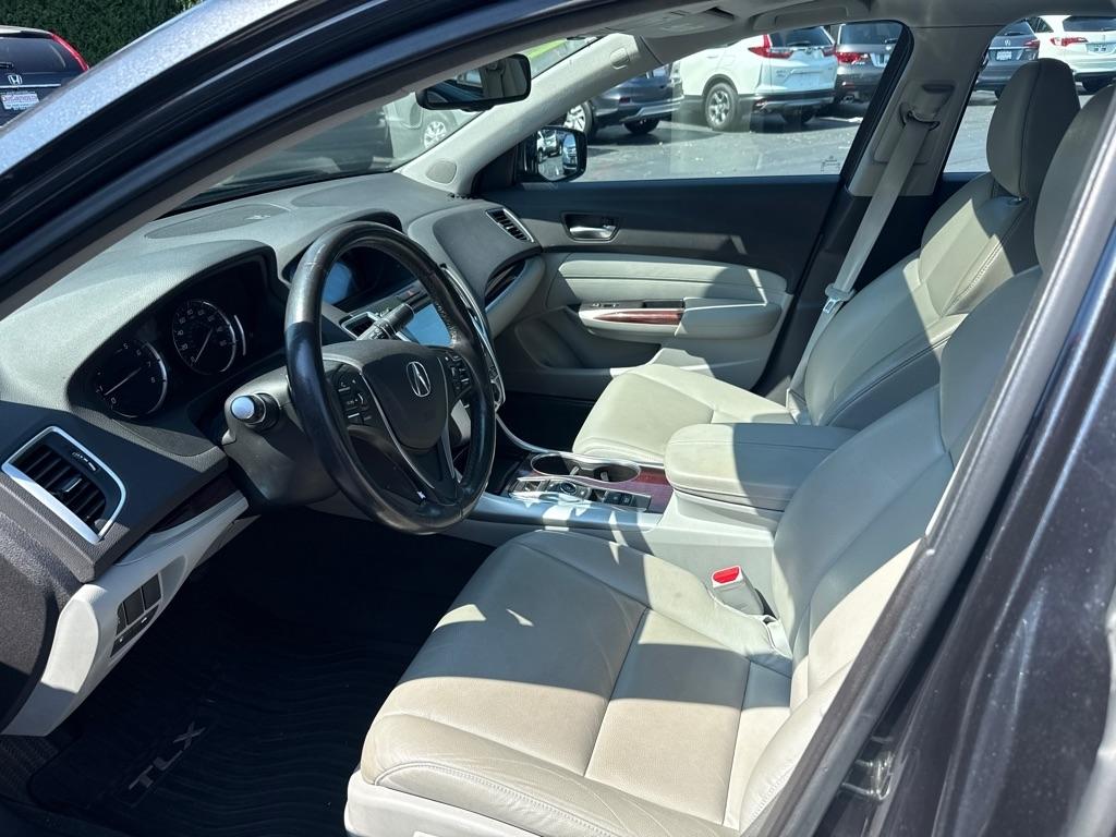 Acura TLX 9-Spd AT 2015