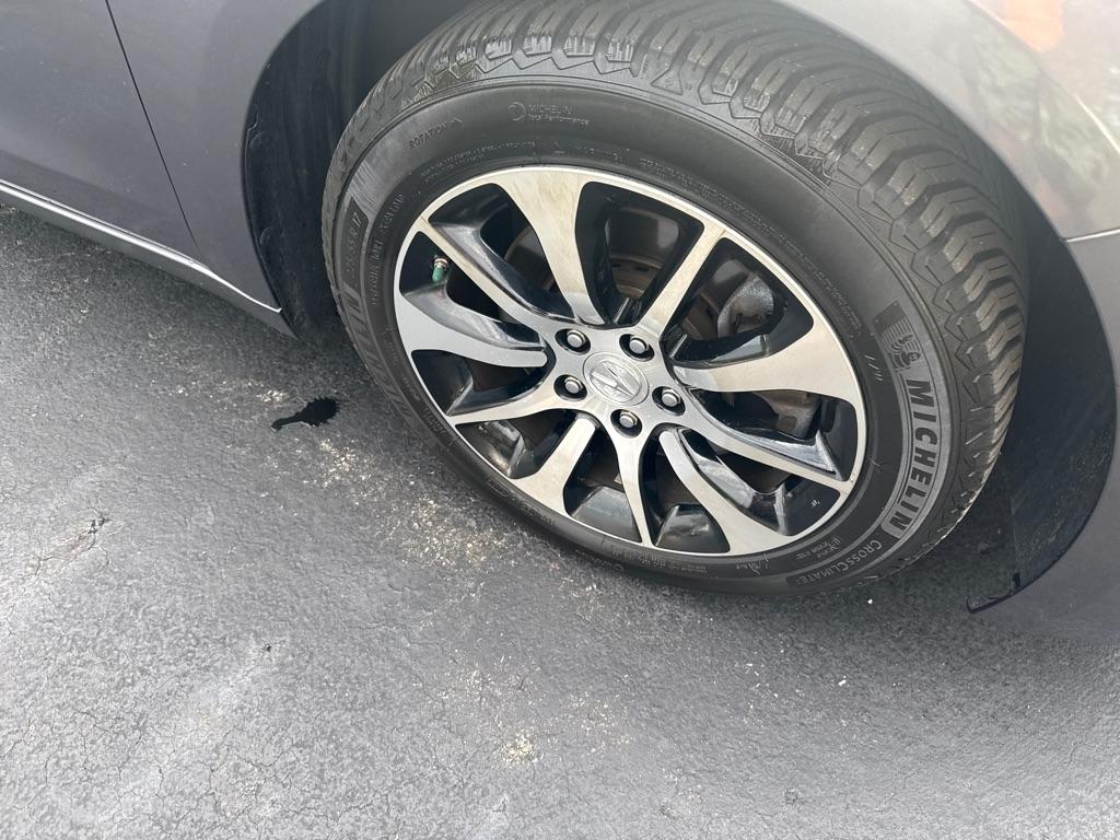 Acura TLX Base 2.4L 2017