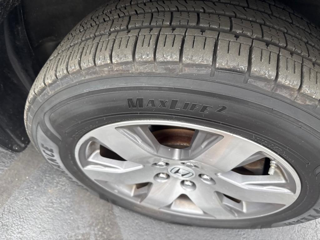 Honda Pilot Touring 4WD 5-Spd AT with DVD 2014