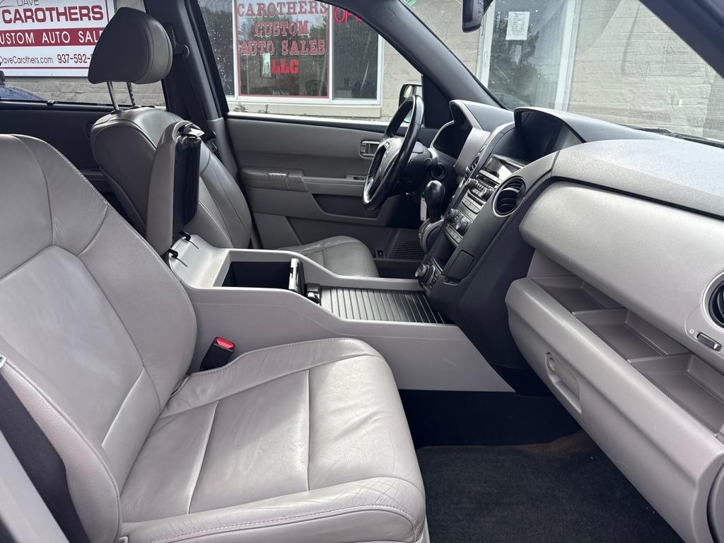Honda Pilot Touring 4WD 5-Spd AT with DVD 2014