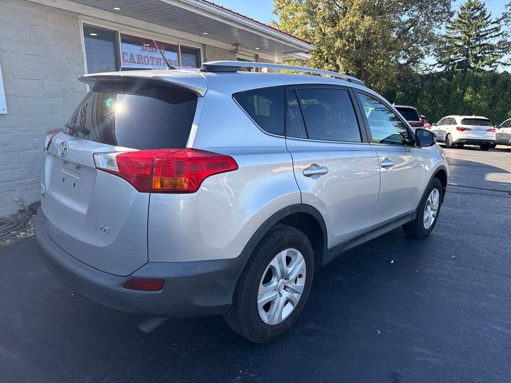 Toyota RAV4 LE FWD 2015