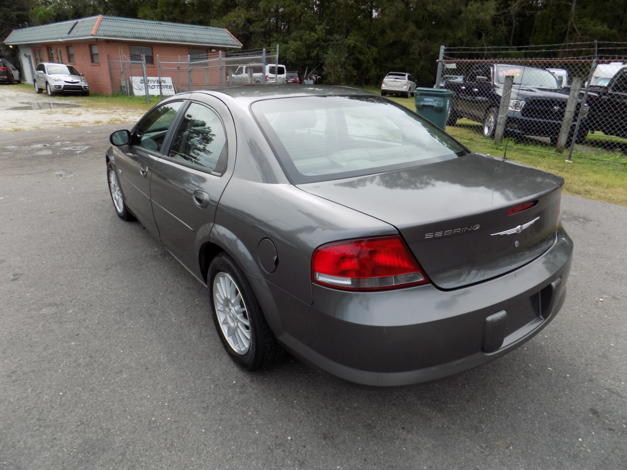 Chrysler Sebring Sedan 2005