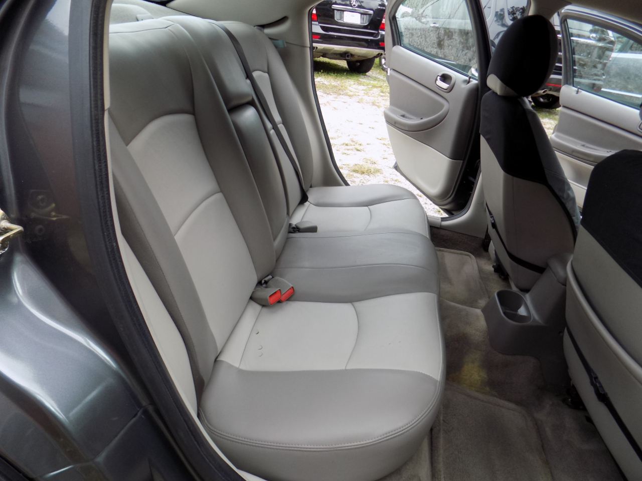 Chrysler Sebring Sedan 2005