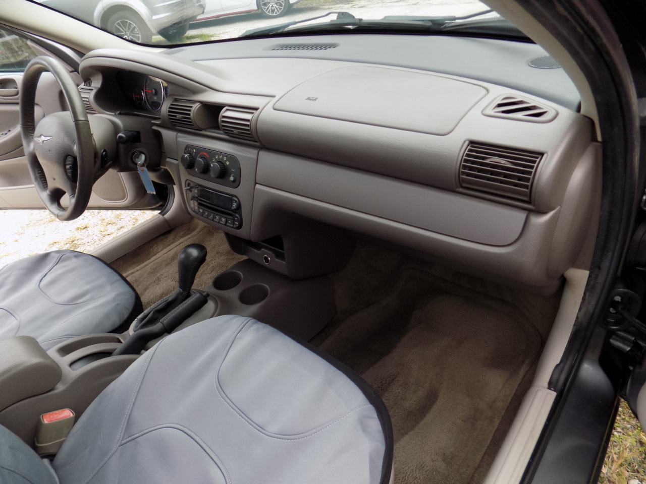 Chrysler Sebring Sedan 2005