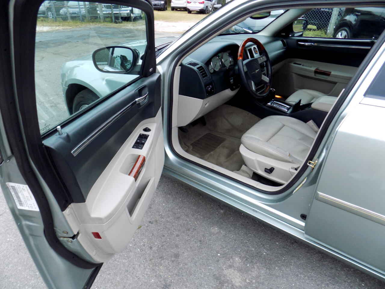 Chrysler 300 Touring 2006