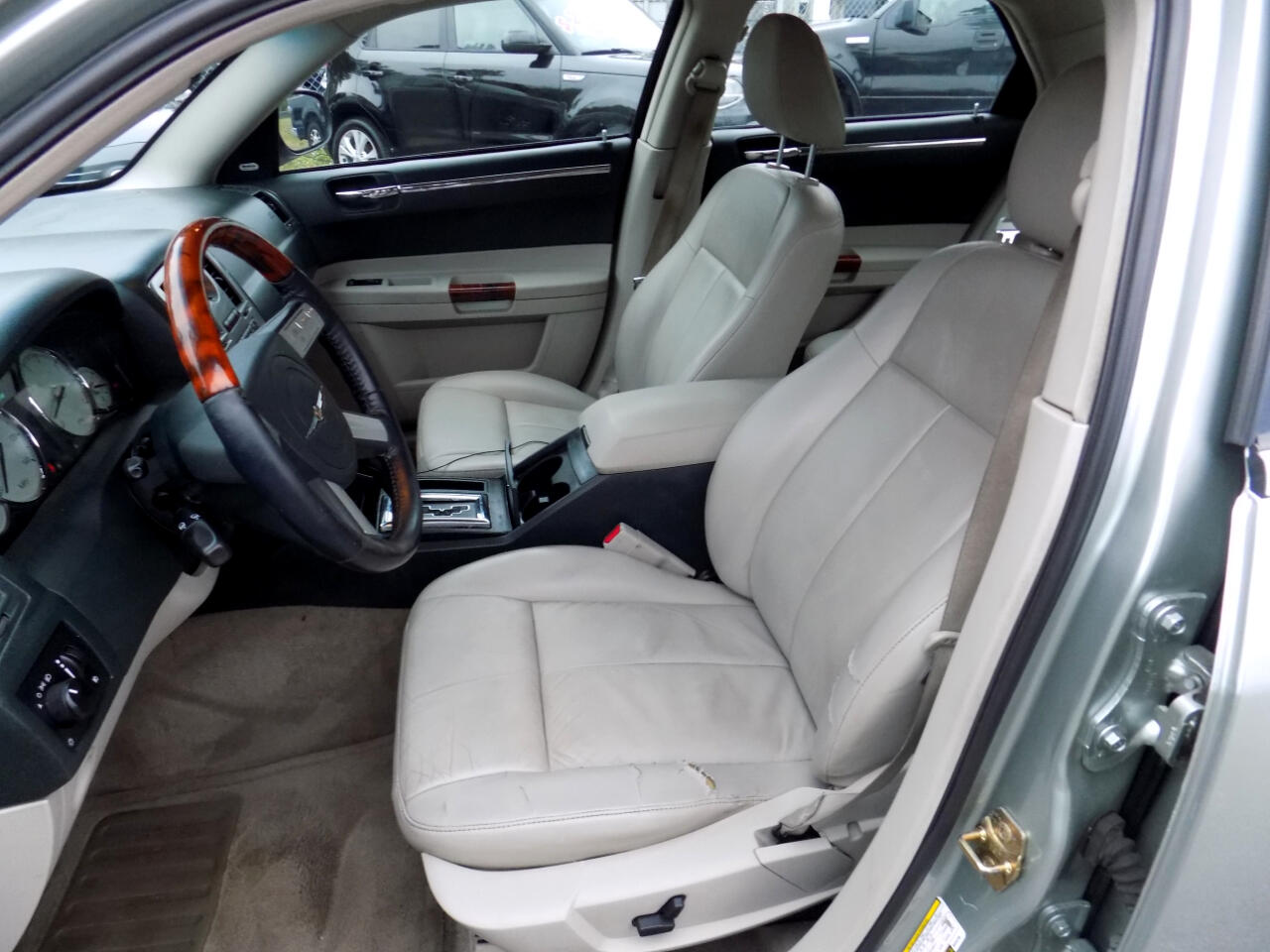 Chrysler 300 Touring 2006