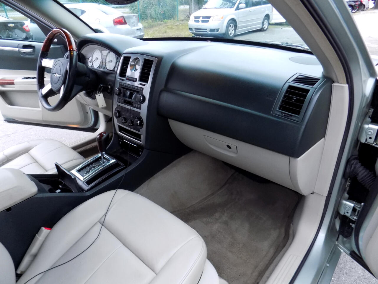 Chrysler 300 Touring 2006