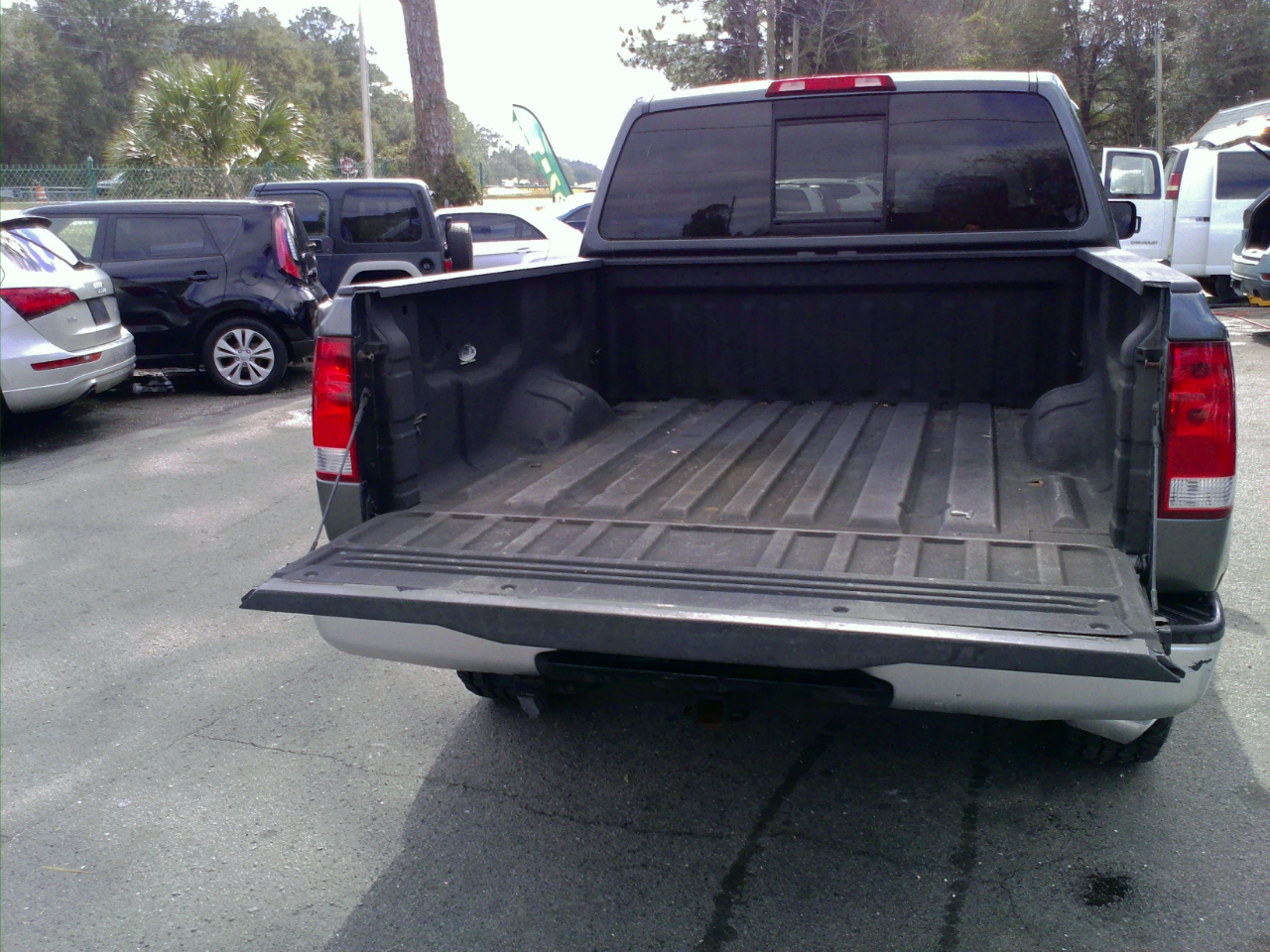Nissan Titan XE Crew Cab 4WD 2004