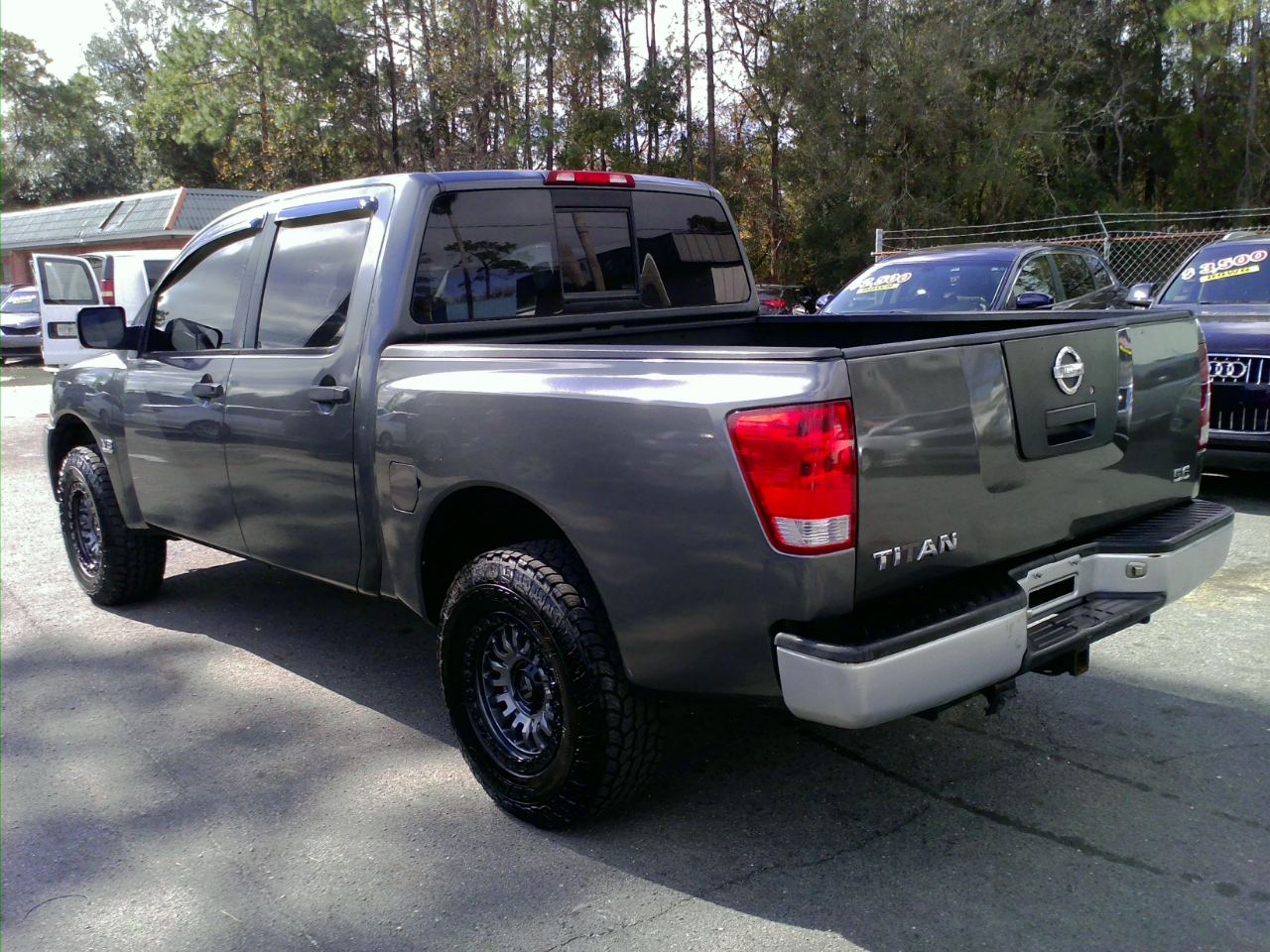 Nissan Titan XE Crew Cab 4WD 2004