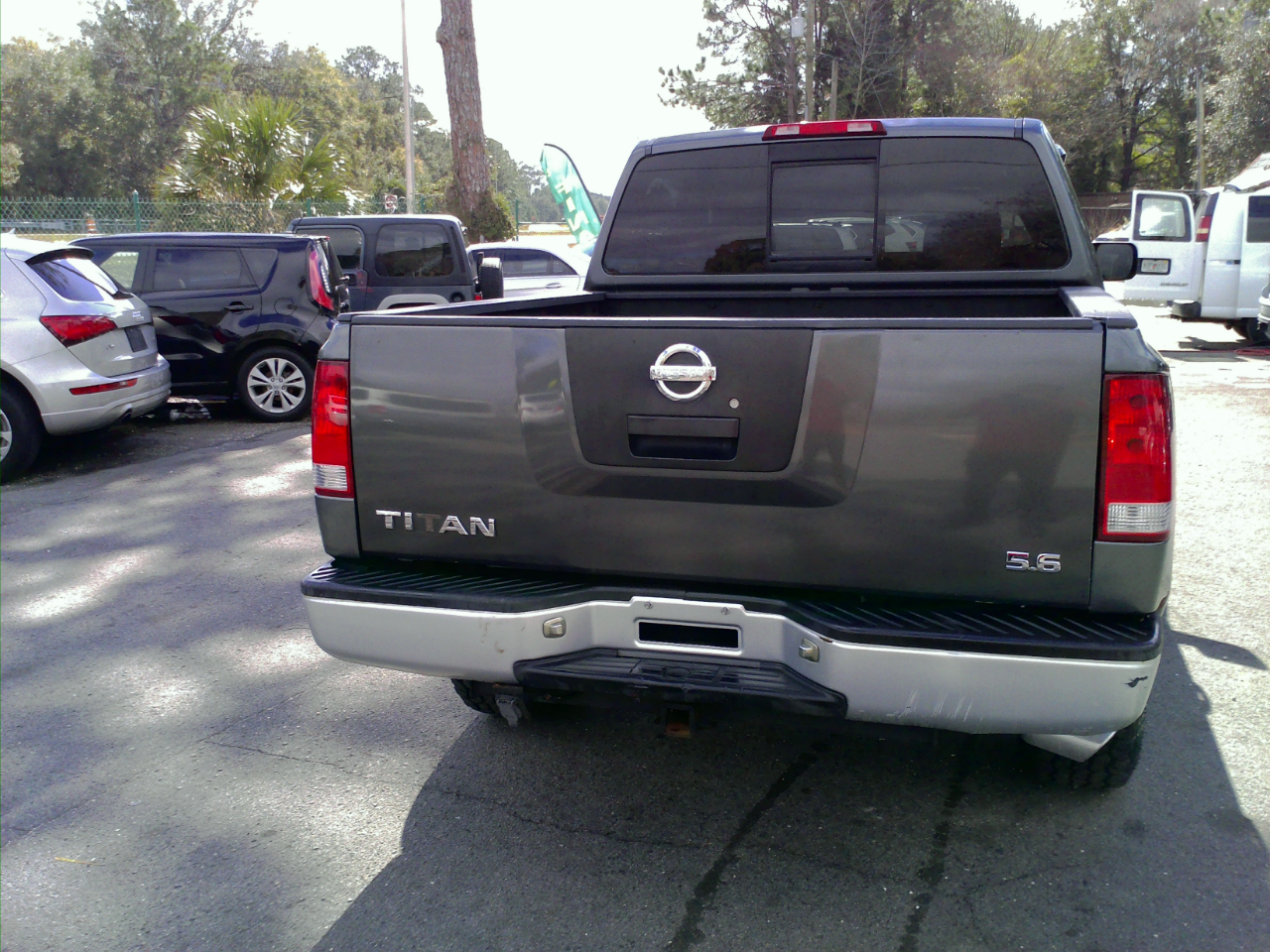 Nissan Titan XE Crew Cab 4WD 2004