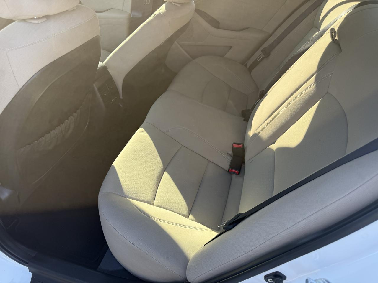 Kia Optima Hybrid LX 2015