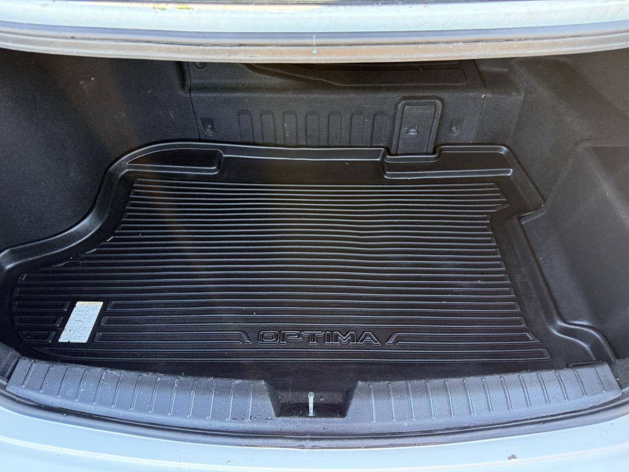 Kia Optima Hybrid LX 2015