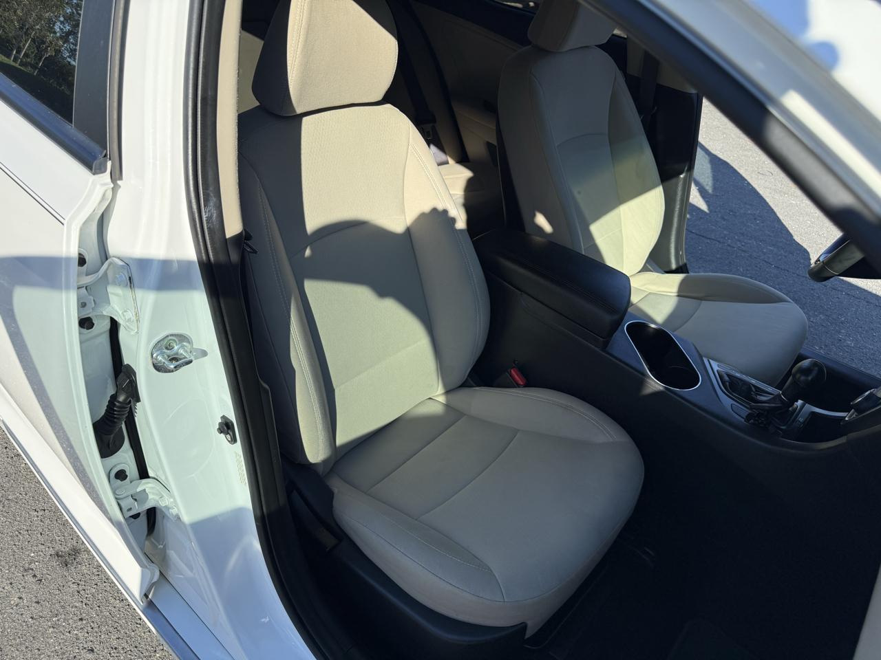 Kia Optima Hybrid LX 2015