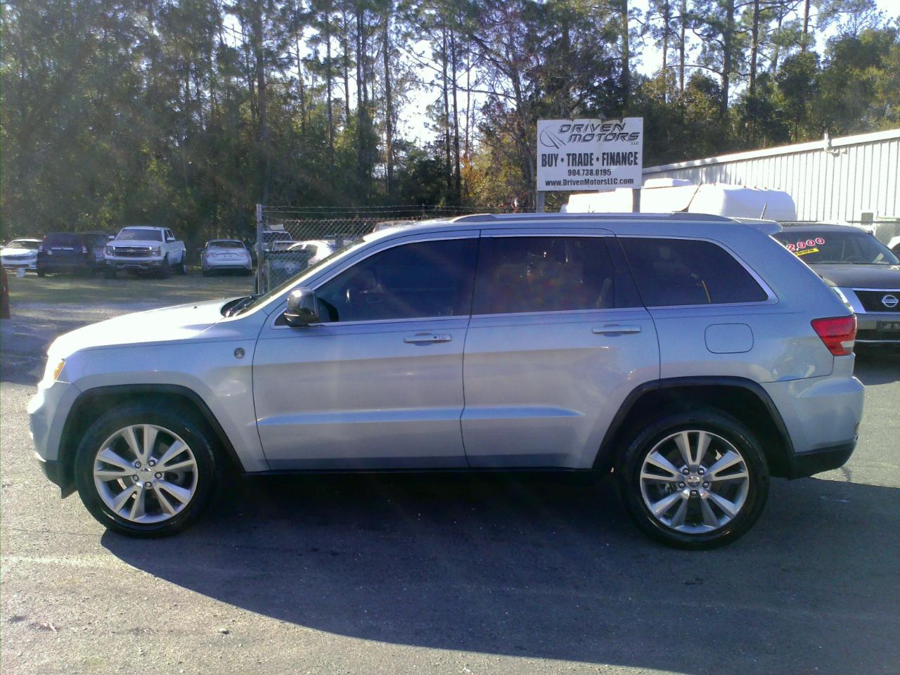 Jeep Grand Cherokee Laredo 4WD 2012