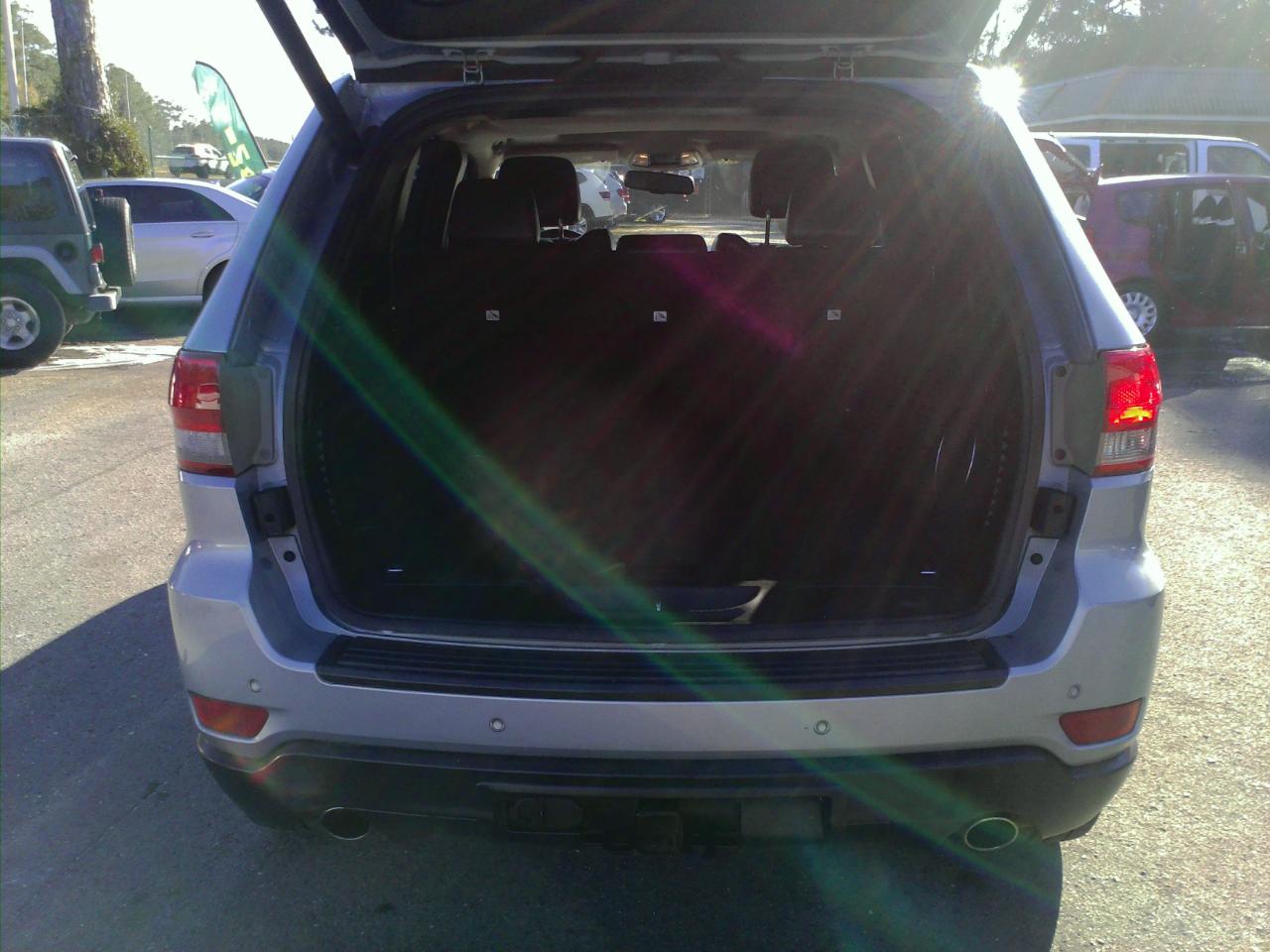 Jeep Grand Cherokee Laredo 4WD 2012