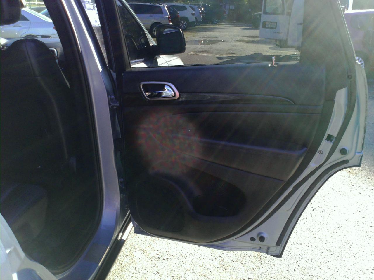 Jeep Grand Cherokee Laredo 4WD 2012