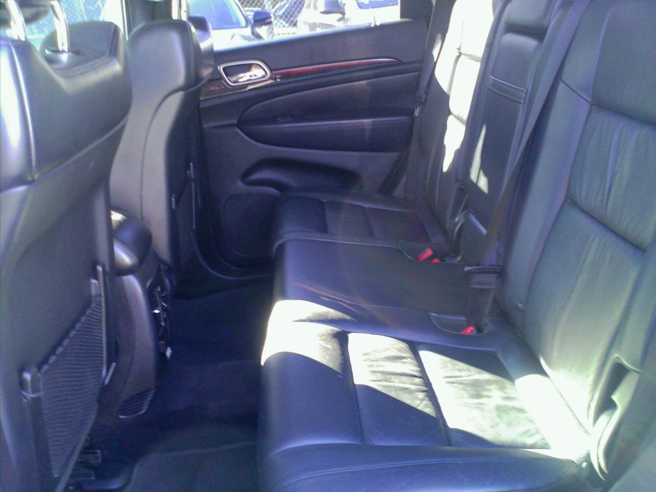 Jeep Grand Cherokee Laredo 4WD 2012