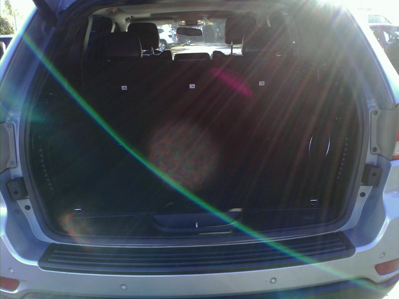 Jeep Grand Cherokee Laredo 4WD 2012