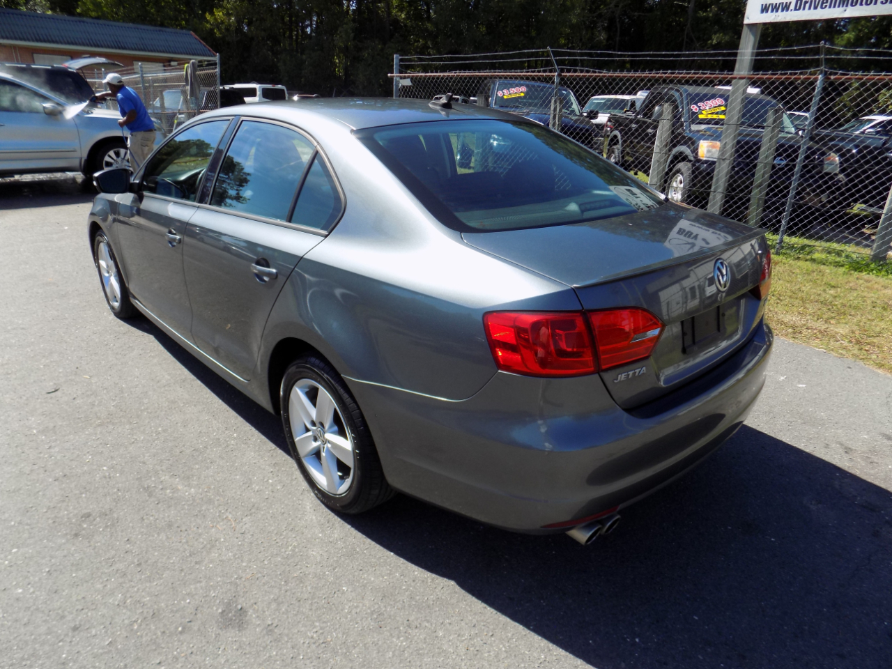 Volkswagen Jetta TDi 2011 Volkswagen Jetta TDi 2011