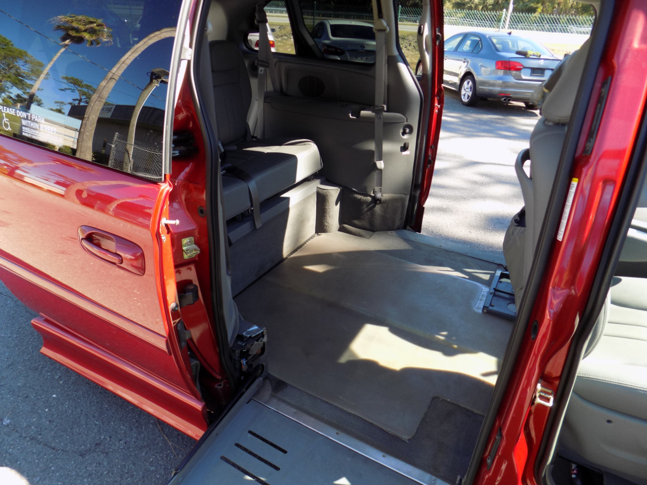 Dodge Grand Caravan SXT 2005 Dodge Grand Caravan SXT 2005