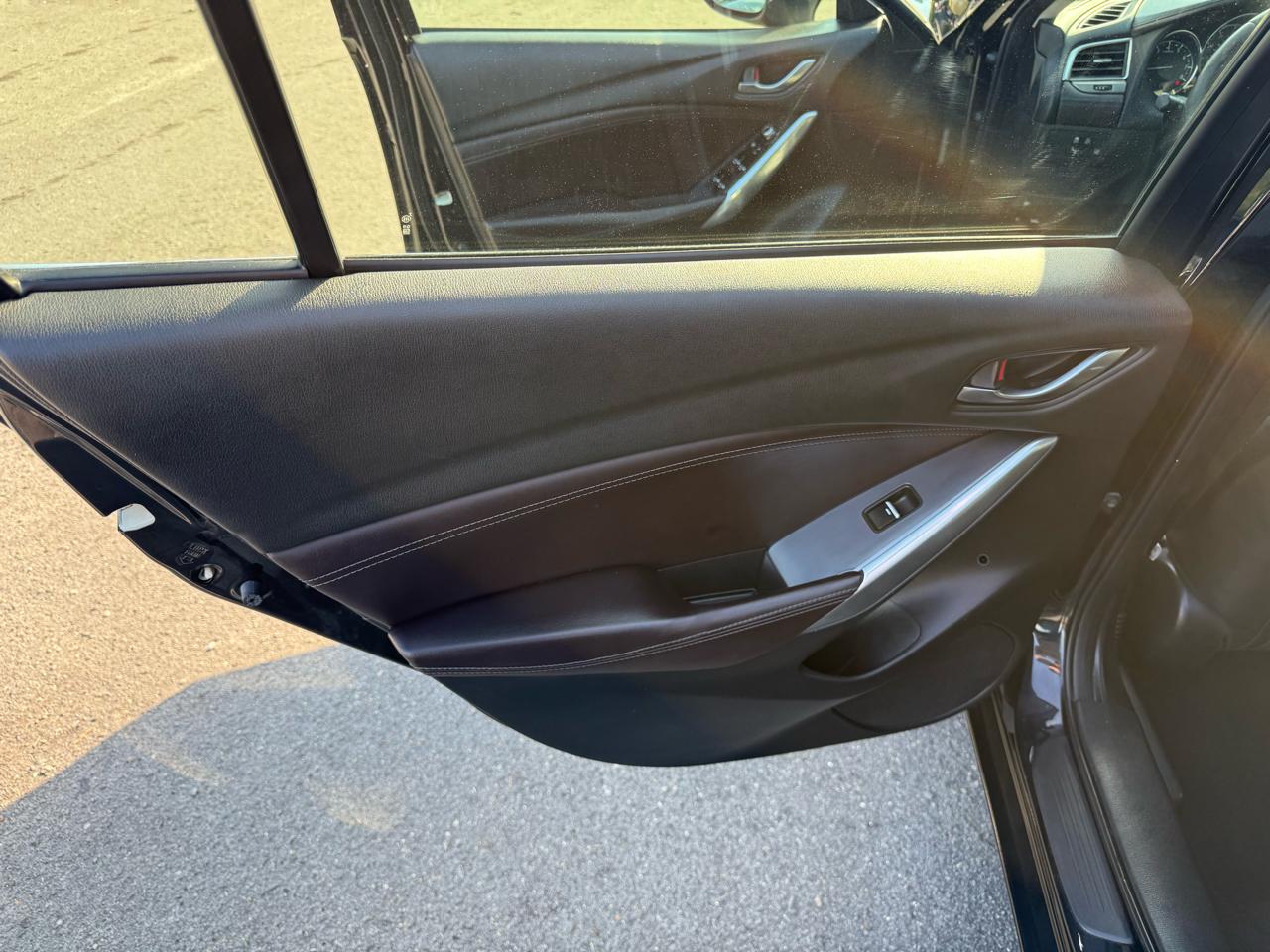 Mazda MAZDA6 i Grand Touring 2016