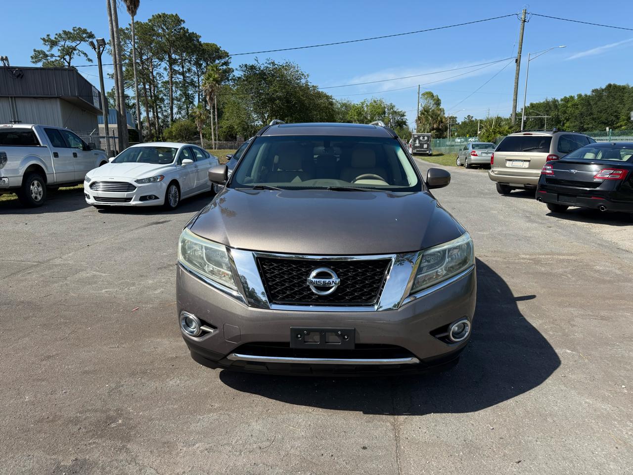 Nissan Pathfinder  2013
