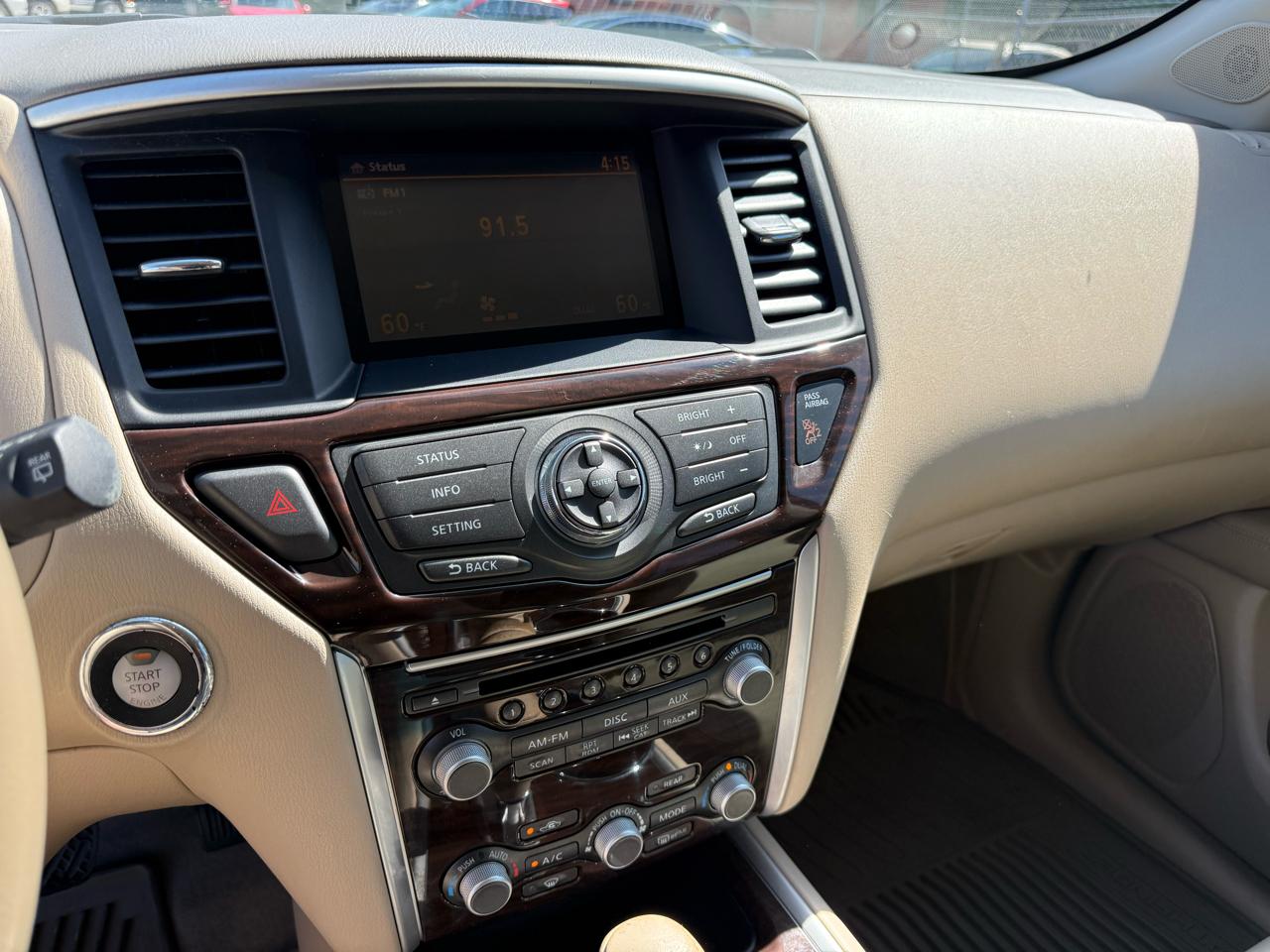 Nissan Pathfinder  2013