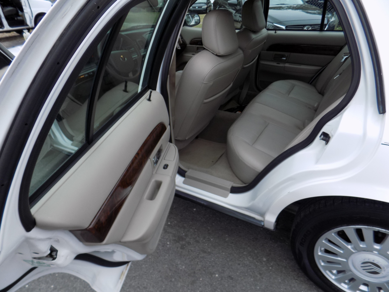 Mercury Grand Marquis LS 2008