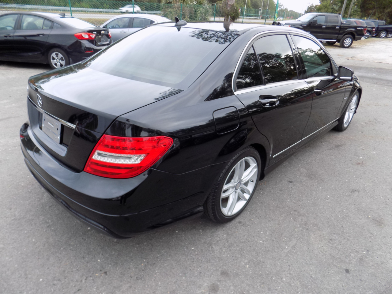 Mercedes-Benz C-Class C250 Luxury Sedan 2012