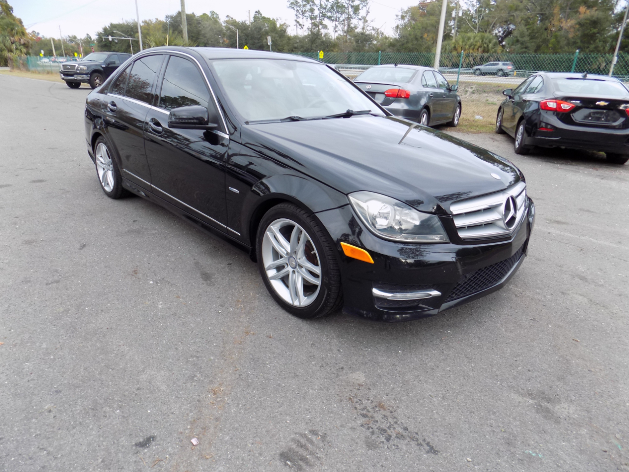 Mercedes-Benz C-Class C250 Luxury Sedan 2012