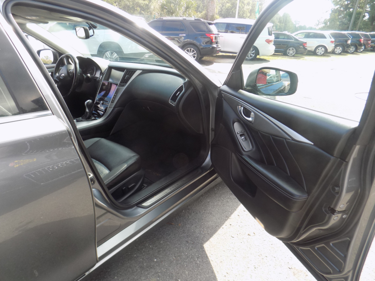 Infiniti Q50 Premium 2014