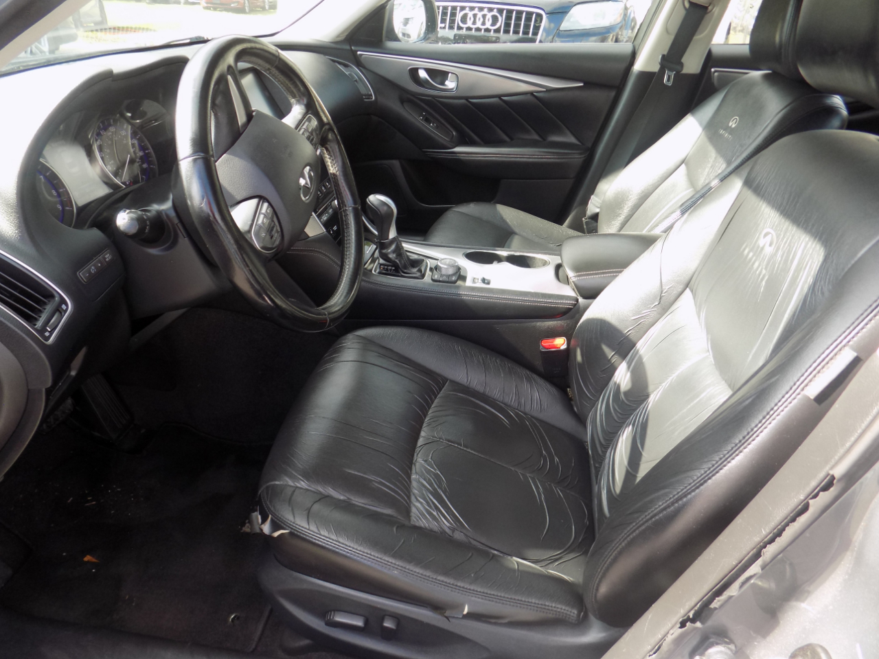 Infiniti Q50 Premium 2014