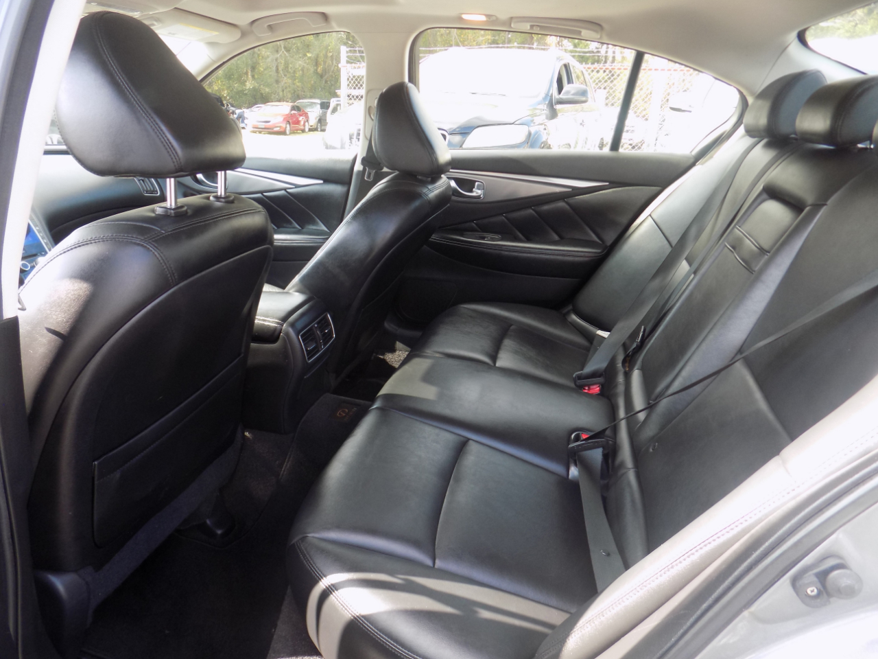 Infiniti Q50 Premium 2014