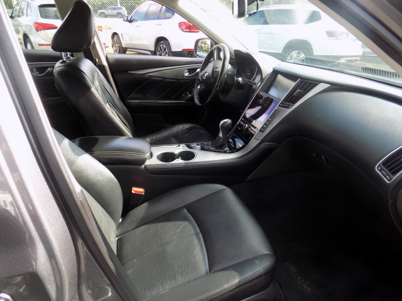 Infiniti Q50 Premium 2014