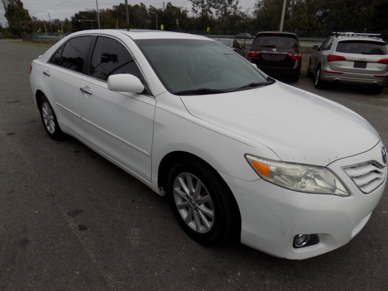 Toyota Camry SE 6-Spd MT 2010