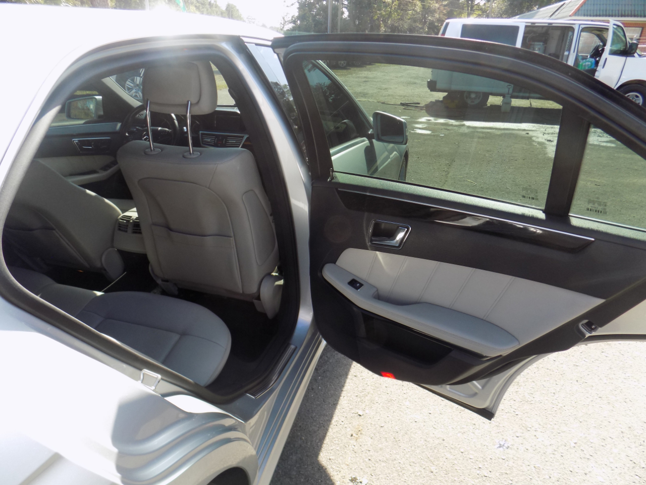 Mercedes-Benz E-Class E350 Sedan 2010