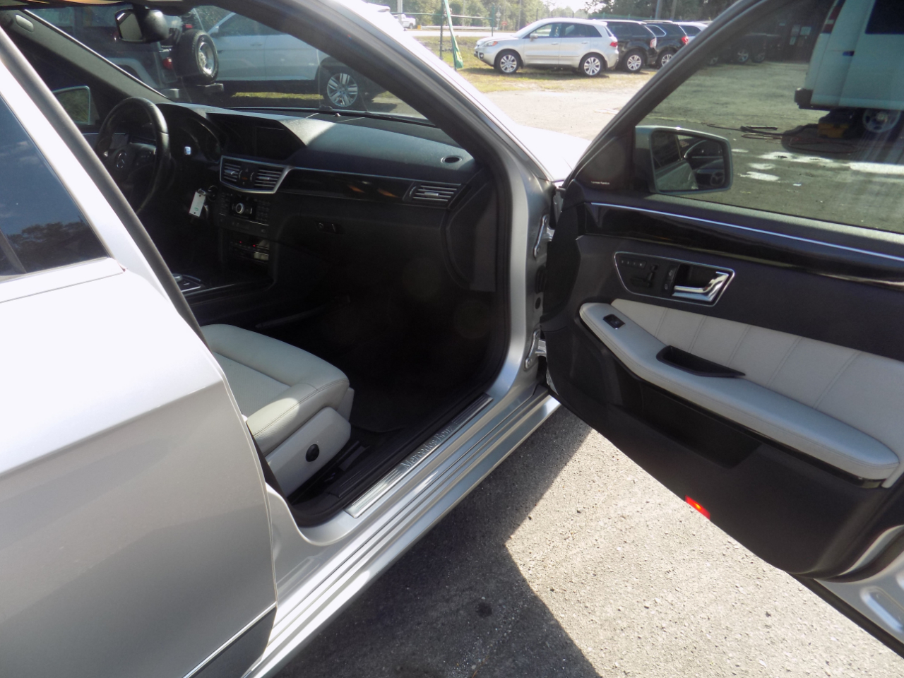 Mercedes-Benz E-Class E350 Sedan 2010