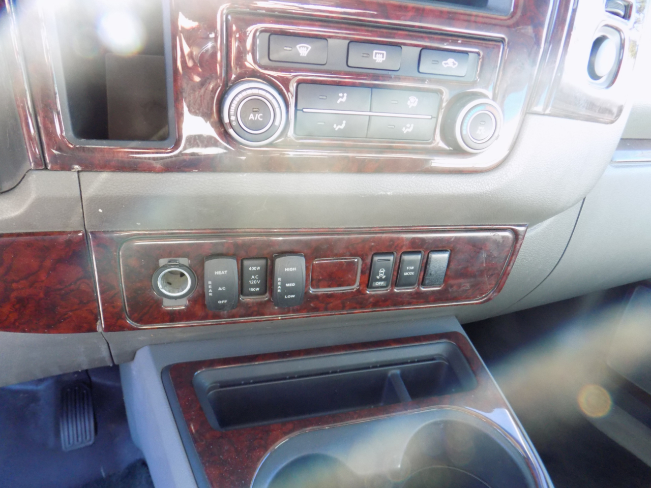 Nissan NV Cargo 3500 HD S High Roof 2012