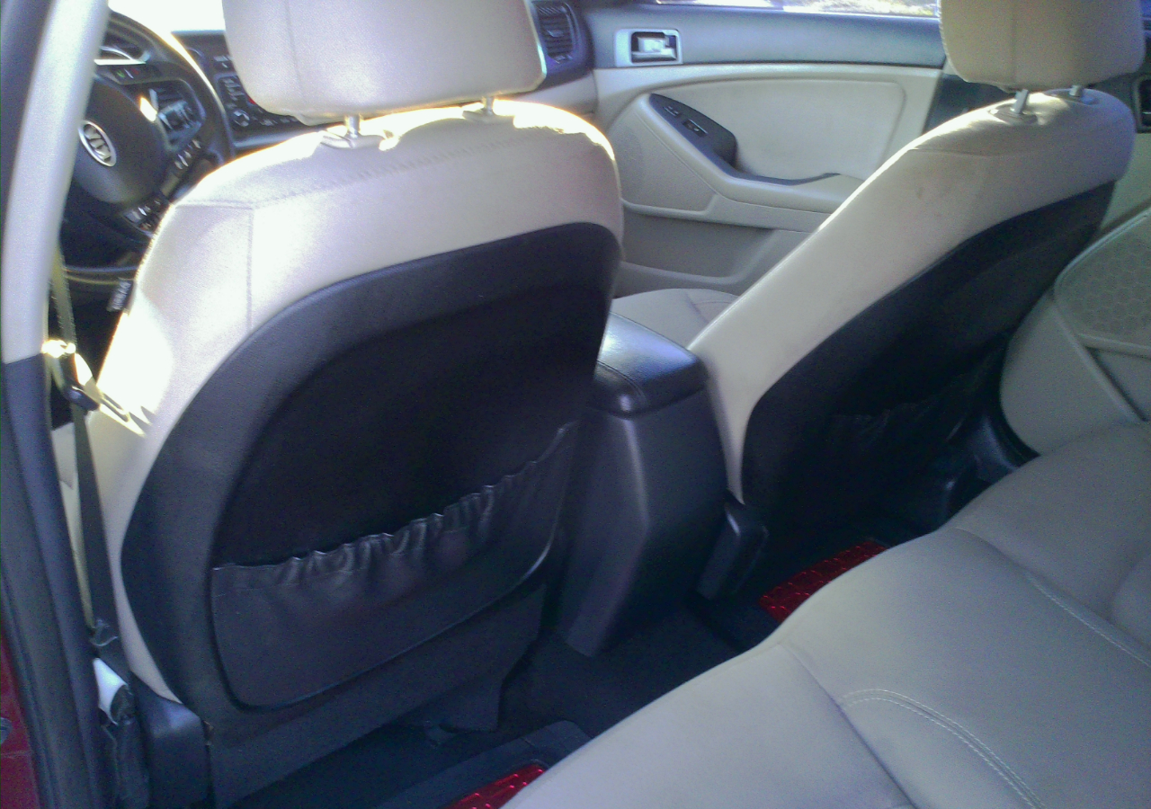 Kia Optima LX MT 2012