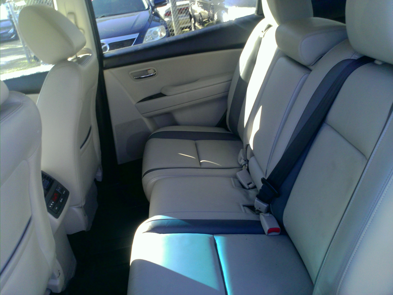 Mazda CX-9 Touring 2012